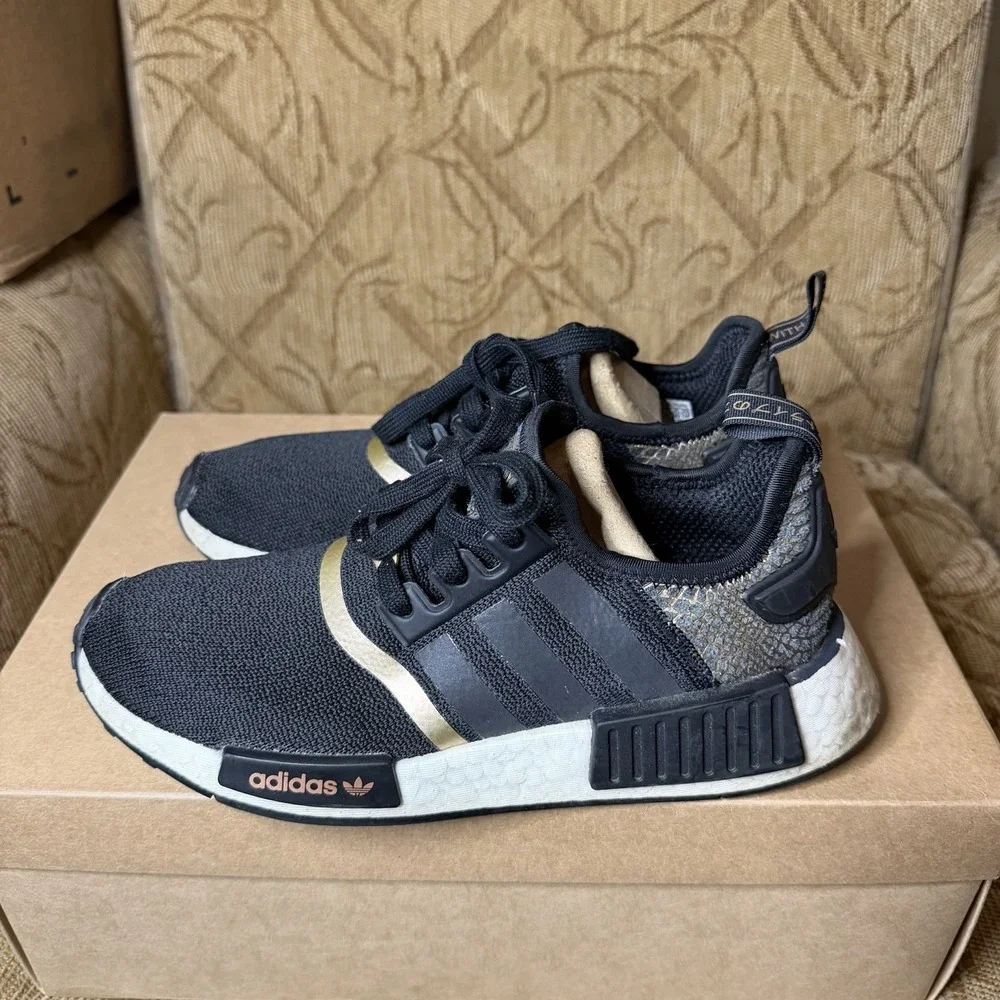 Adidas NMD_R1 Shoes Womens Size 7.5 Black Animal Print Sneakers GY6300